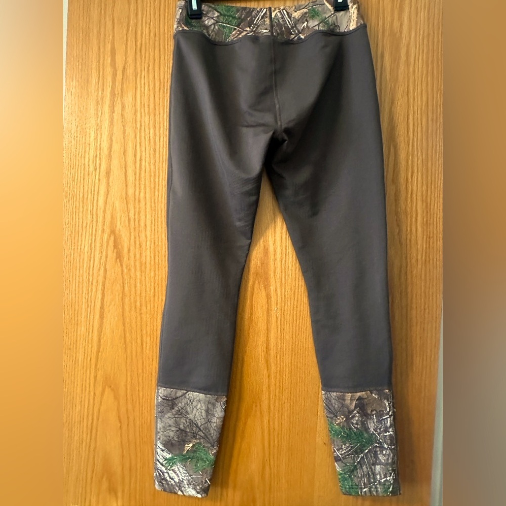 Under Armour Women’s Camouflage and Brown Leggings